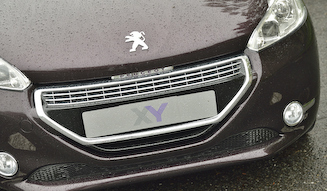 Peugeot 208 XY｜プジョー 208 XY