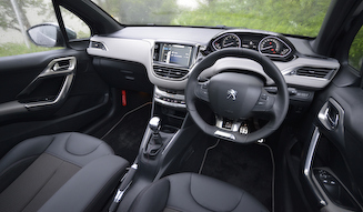 Peugeot 208 XY｜プジョー 208 XY