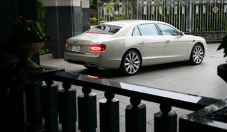 Bentley Flying Spur|ベントレー フライングスパー