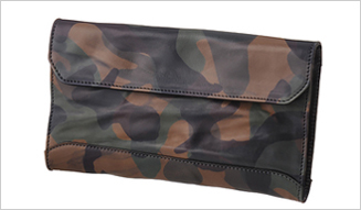 Daniel & Bob｜バゲッタレザー×カモフラージュ柄のミニクラッチバッグ 02