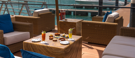 「ドバイ一“美味い”ホテル」 78