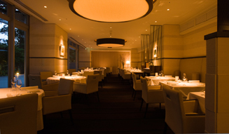 dunhill|サッカー日本代表オフィシャルスーツ“勝負服”×シェフ・松嶋啓介 03