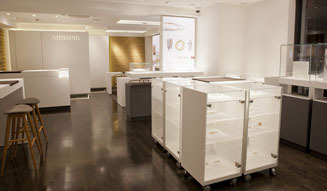 ニーシング｜新ショップ 02