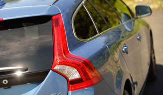Volvo V60｜ボルボ V60