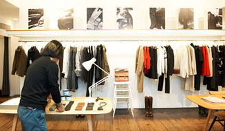 マーガレット・ハウエル|二村毅 05