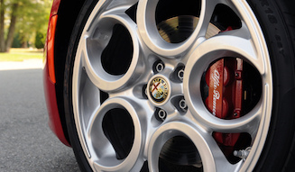 Alfa Romeo 4C｜アルファ ロメオ 4C