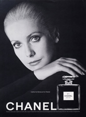 CHANEL｜シャネル　16