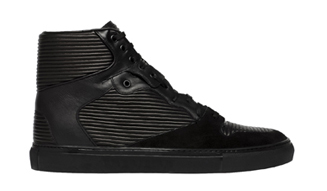 BALENCIAGA｜定番スニーカーの単色モデルが発売 03