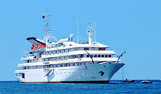 特集｜ボルドーから英国海峡へ！　探検船で“ラグジュアリーな冒険”を満喫　19