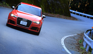 Audi RS3 Sportback｜アウディ RS3 スポーツバック