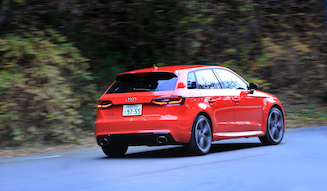 Audi RS3 Sportback｜アウディ RS3 スポーツバック
