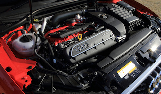 Audi RS3 Sportback｜アウディ RS3 スポーツバック