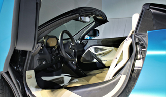 マクラーレン 720S スパイダー