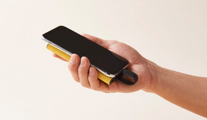 ニュアンス モバイルバッテリー