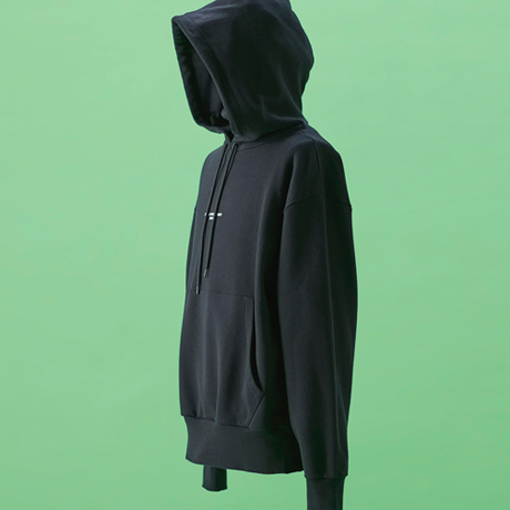 祐真朋樹 ナイロン・フーディ