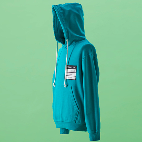 祐真朋樹 ナイロン・フーディ