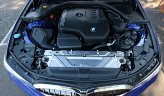 ビー・エム・ダブリュー 330i Mスポーツ