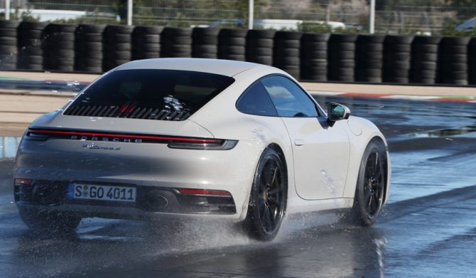 Porsche ポルシェ911