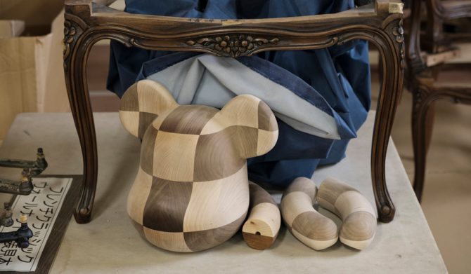 メディコム・トイ カリモク ☓ BE@RBRICK