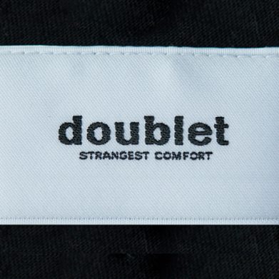 「東京ブランドのTシャツ」