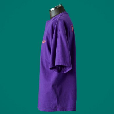 「東京ブランドのTシャツ」