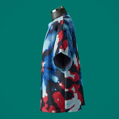 「東京ブランドのTシャツ」