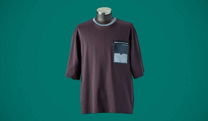 「東京ブランドのTシャツ」