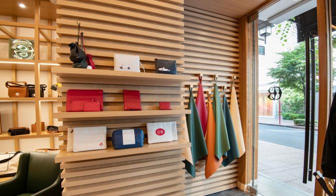 CONNOLLY コノリー レザー