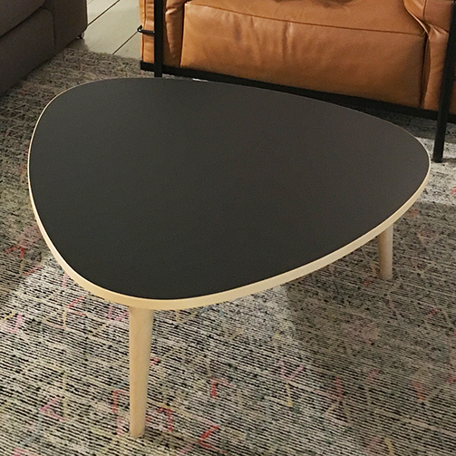 METROCS スリーラウンドテーブル